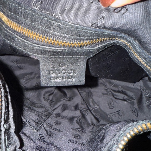 Gucci Black and Gold Shoulder Bag - Picture 6 of 10